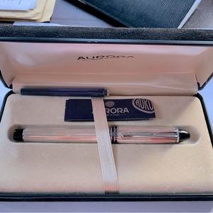 Aurora Ipsilon Sterling Silver Gountain Pen -IB02844 Mase in Italy